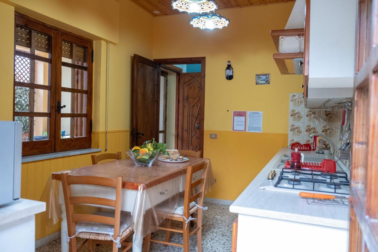 Il Fenicottero Guest House Campofelice Di Roccella Εξωτερικό φωτογραφία